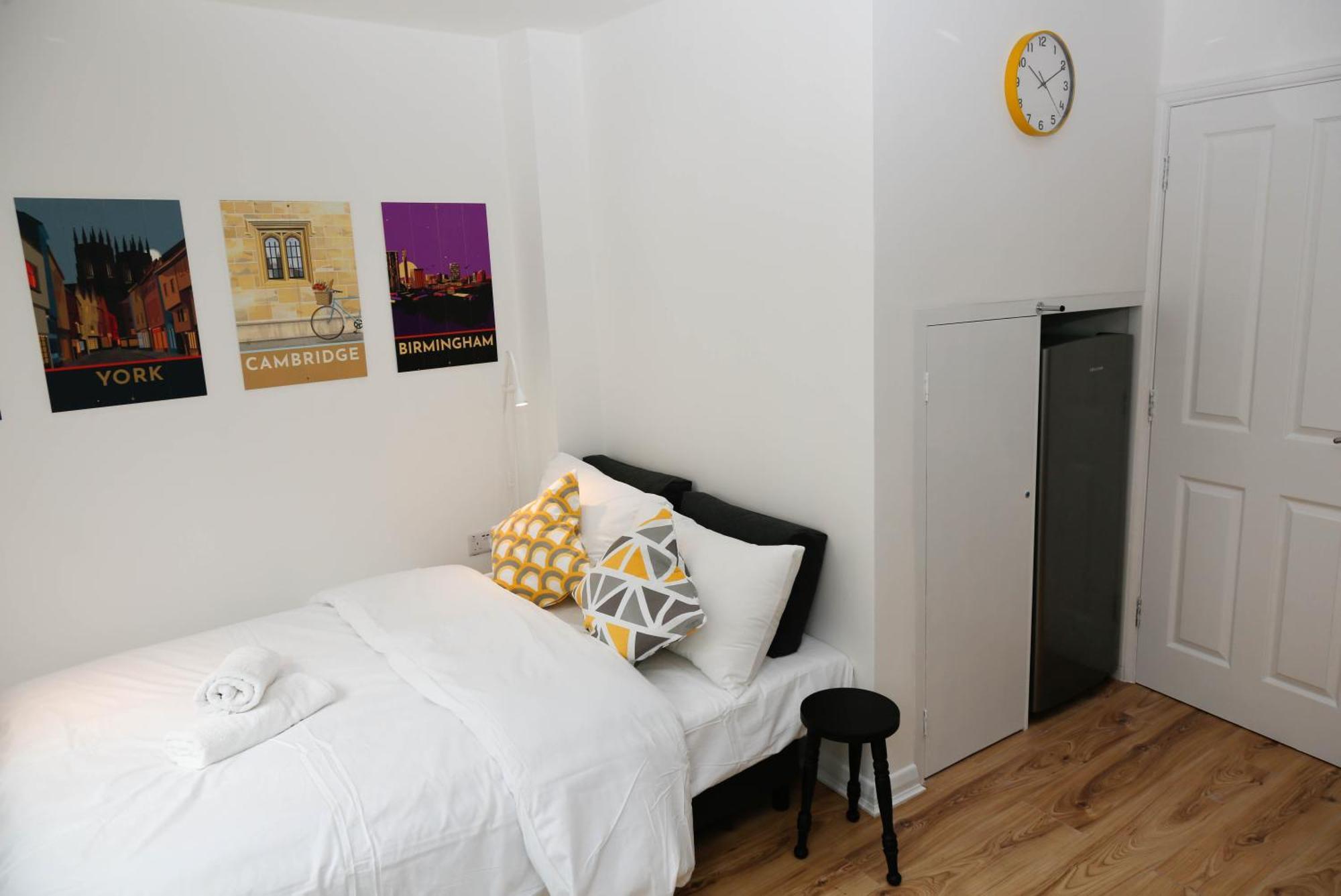 New Luxury Apartments In Central London Next To Shops, Cafes, Bars & Metro Exterior foto